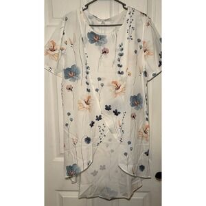 White Floral Blouse Size 2XL NWT NEW Made with Love